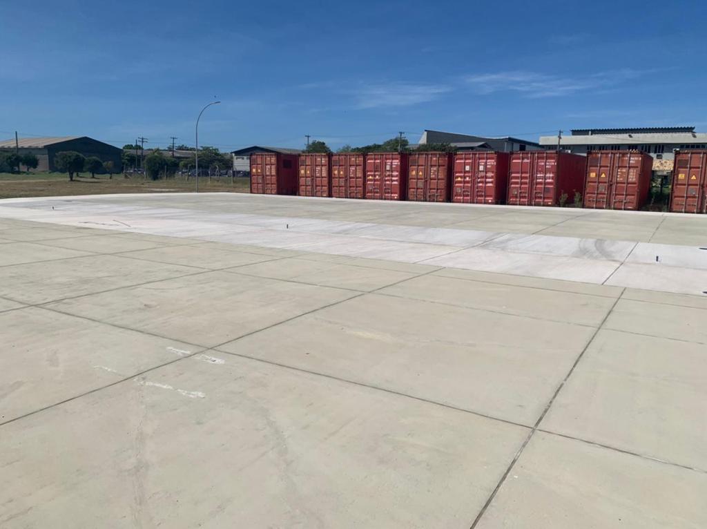 Estrutura metálica na Base Aérea Naval de São Pedro da Aldeia